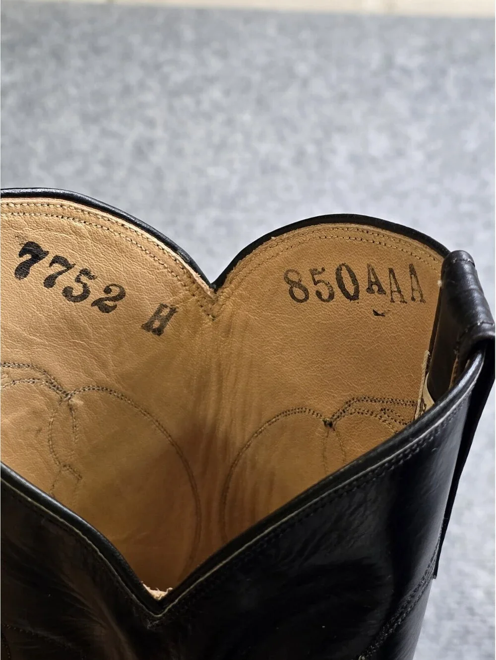 Vintage Rios of Mercedes Black Leather Cowboy Boots Men's Size 8.5 AAA Narrow